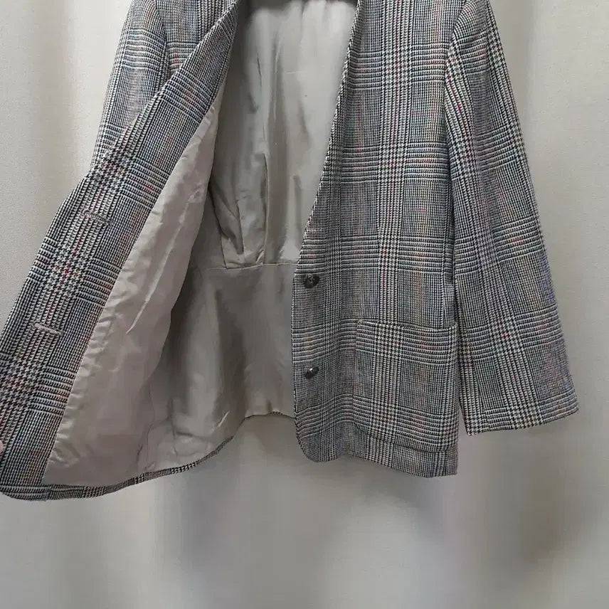 [BUNJANG] Burberry Wool Cropped Jacket / 버버리 울100 간절기 크롭 자켓