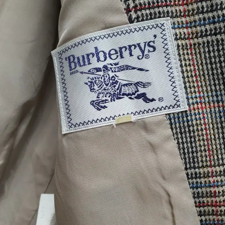 [BUNJANG] Burberry Wool Cropped Jacket / 버버리 울100 간절기 크롭 자켓