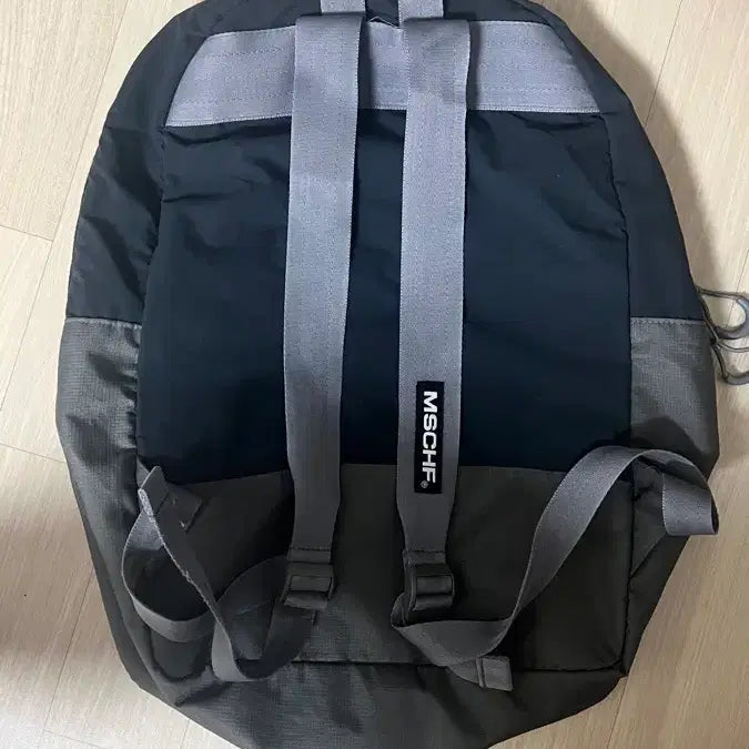 [BUNJANG] Mischief The Hyundai Seoul Backpack / 미스치프 백팩 더현대서울 한정판