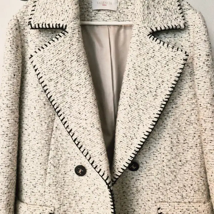 [BUNJANG] VALENCIA Tweed Stitch Long Coat / 발렌시아(VALENCIA) 트위드 스티치 롱코트