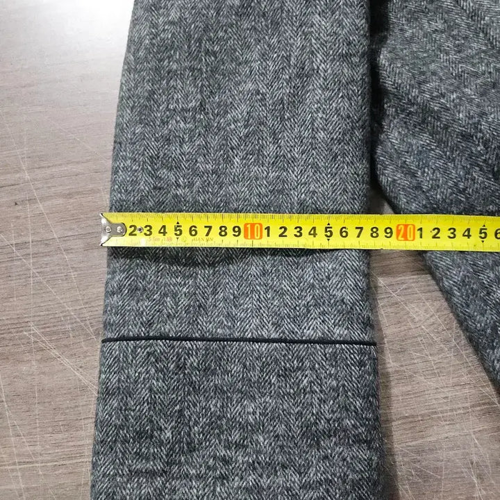 [BUNJANG] HAUTE Herringbone Half Wool Coat L / HAUTE 헤링본 하프 울 코트 L