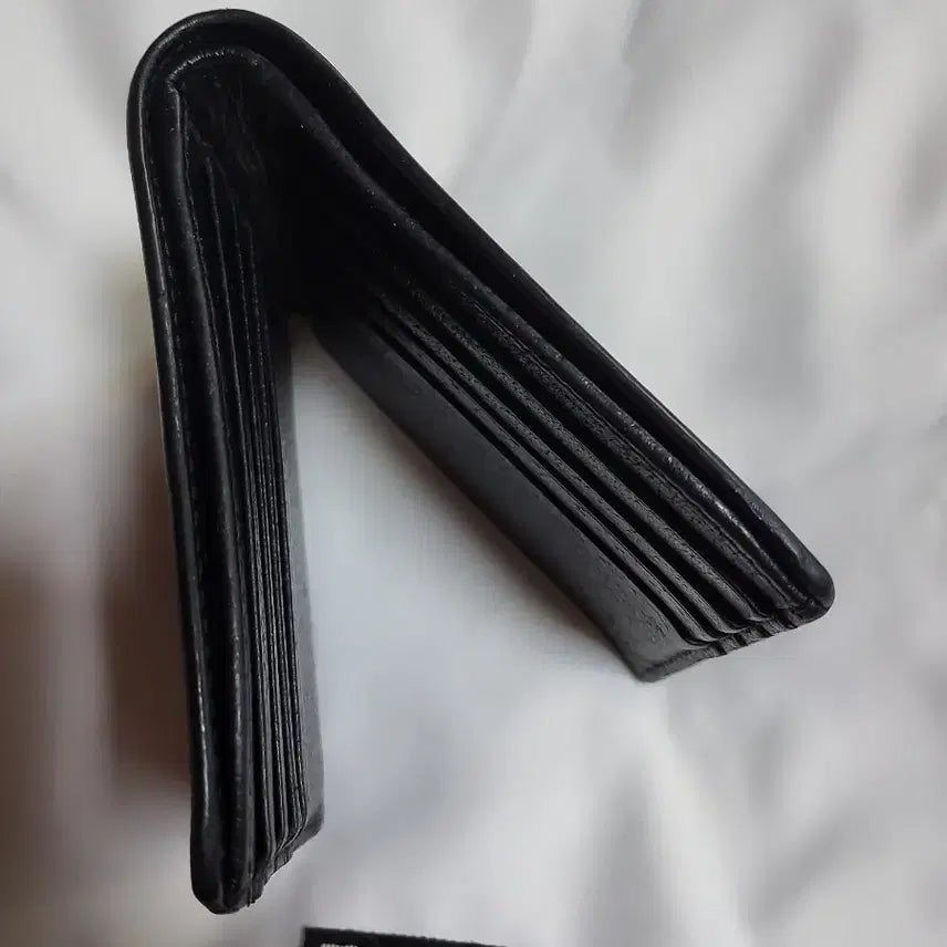 [BUNJANG] Gucci GG Marmont Black Wallet / 구찌 GG마몽 반지갑 블랙