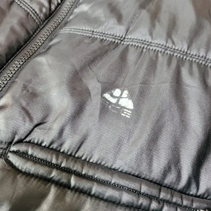 [BUNJANG] ACG Black Padded Jacket (Size 100) / ACG 블랙 패딩 점퍼 (100)