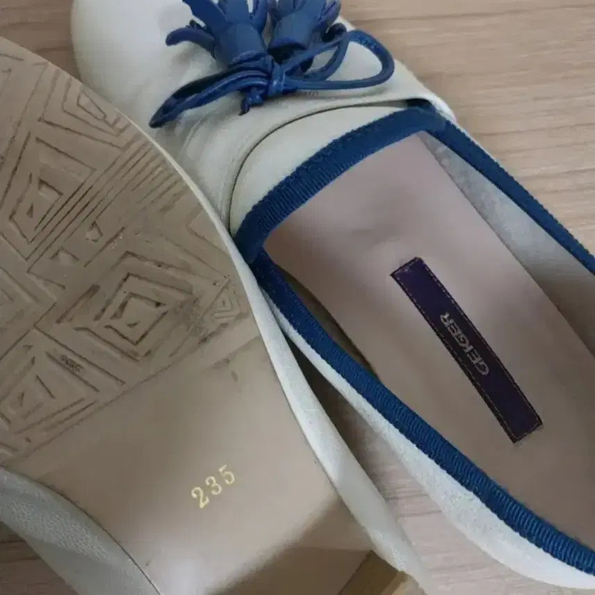 [BUNJANG] Geiger Ribbon Tassel Heels (235) / 여성 가이거 리본 태슬 구두 (235)