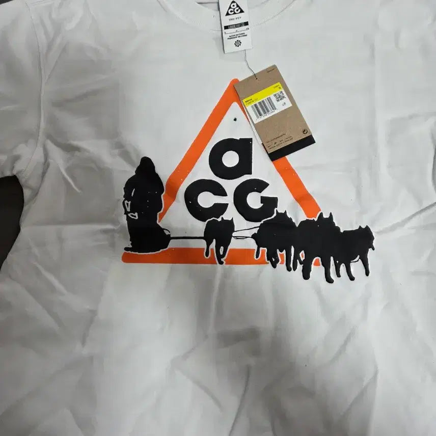 [BUNJANG] Nike ACG Dri-FIT Dog Sled T-Shirt - Summit White / 나이키 ACG 드라이핏 독 슬레드 티셔츠 서밋 화이트 - 아시아