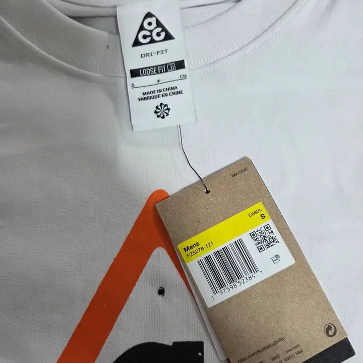 [BUNJANG] Nike ACG Dri-FIT Dog Sled T-Shirt - Summit White / 나이키 ACG 드라이핏 독 슬레드 티셔츠 서밋 화이트 - 아시아