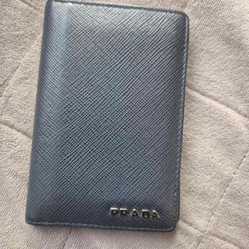 [BUNJANG] Prada Saffiano Bi-fold Wallet Navy / 프라다 사피아노 반지갑 네이비 팝니다