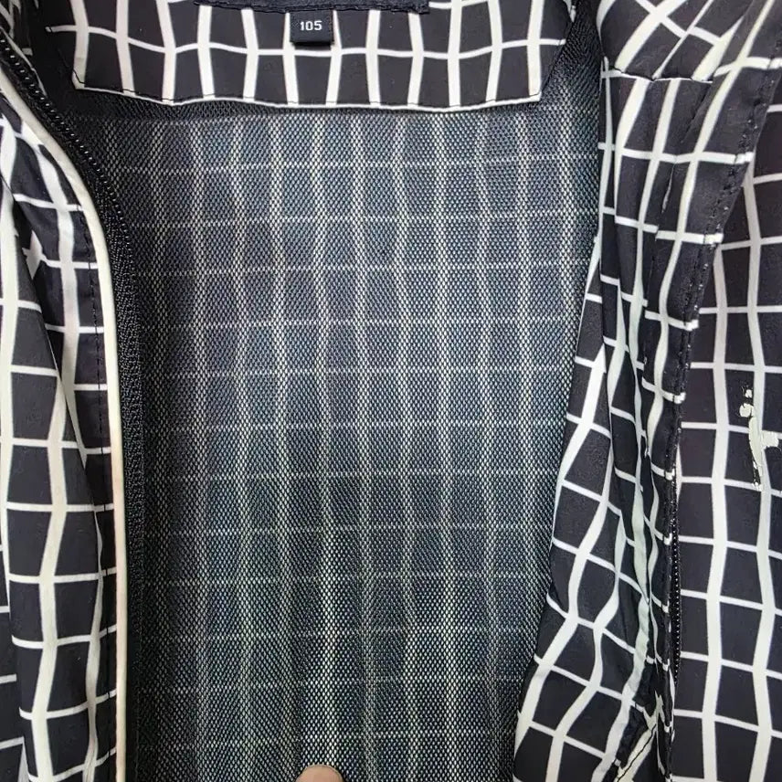 [BUNJANG] Hazzys Navy Check Pattern Windbreaker Jacket (105) / 헤지스 네이비 체크 패턴 바람막이 점퍼  사이즈 105 춘추용 여름까지