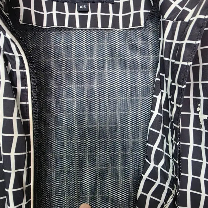 [BUNJANG] Hazzys Navy Check Pattern Windbreaker Jacket (105) / 헤지스 네이비 체크 패턴 바람막이 점퍼  사이즈 105 춘추용 여름까지