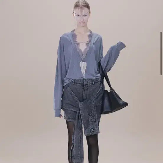 [BUNJANG] Bonbom T-shirt / 본봄 티셔츠 bonbom