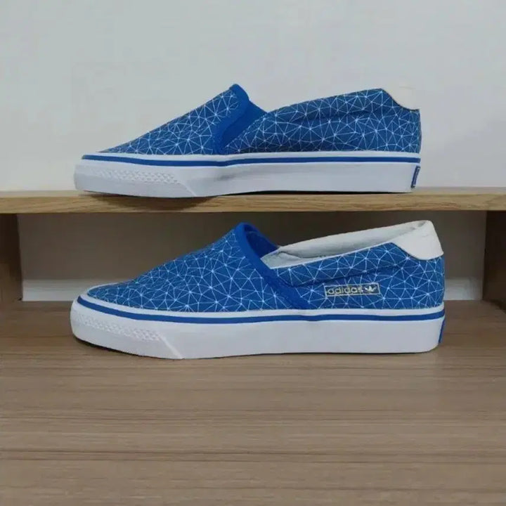[BUNJANG] Adidas Slip-on Sneakers (240) / 여성 아디다스 슬립온,운동화, 단화(240)