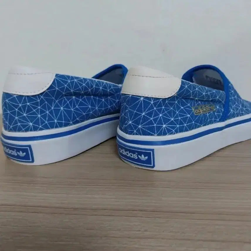[BUNJANG] Adidas Slip-on Sneakers (240) / 여성 아디다스 슬립온,운동화, 단화(240)