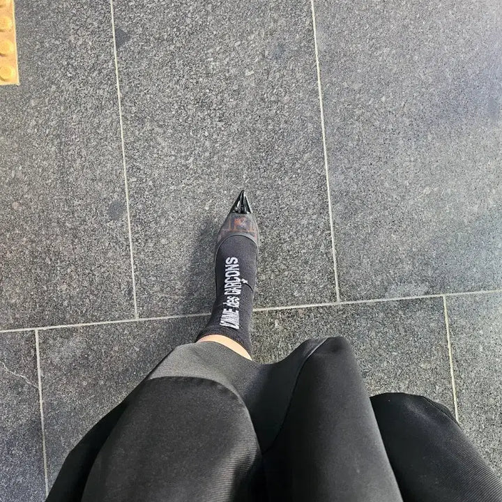 [BUNJANG] Fendi Colibrì Flats / 펜디 콜리브리 플랫
