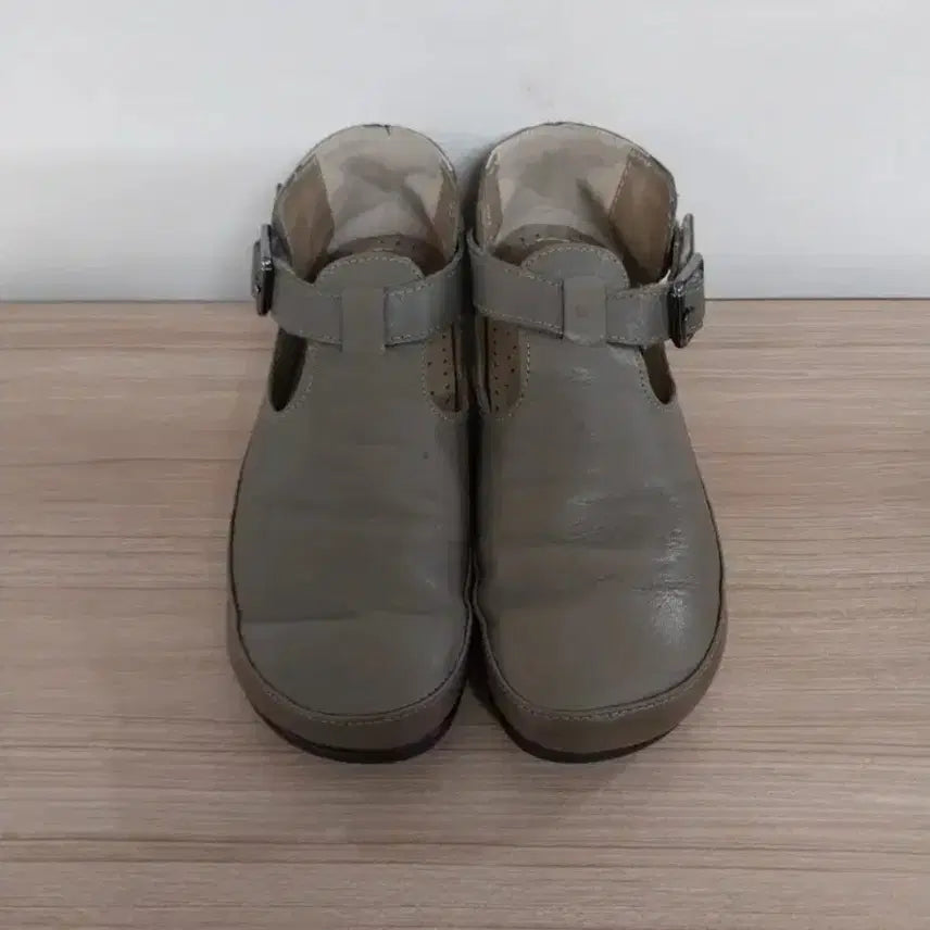 [BUNJANG] ZIZZ Leather Flats (245) / 여성 지쎄 가죽 단화 (245)