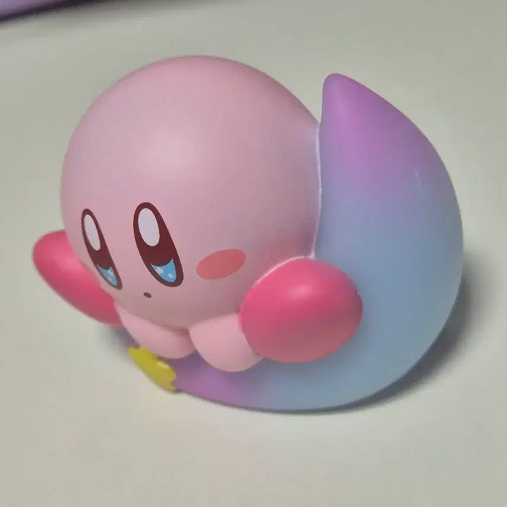 [BUNJANG] Kirby Friends Vol. 3 Rare Crescent Kirby Figure / 커비 프렌즈3 레어 초승달 커비 피규어