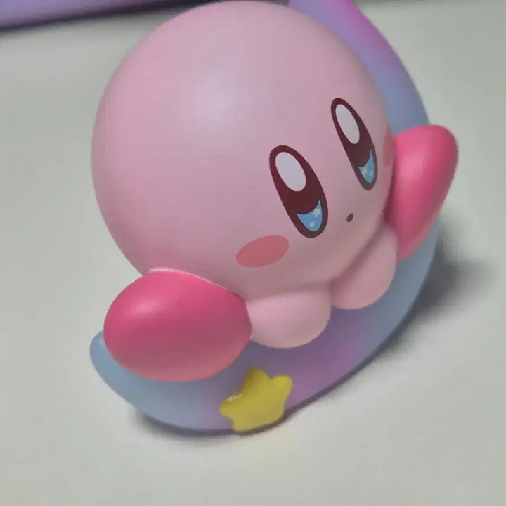 [BUNJANG] Kirby Friends Vol. 3 Rare Crescent Kirby Figure / 커비 프렌즈3 레어 초승달 커비 피규어