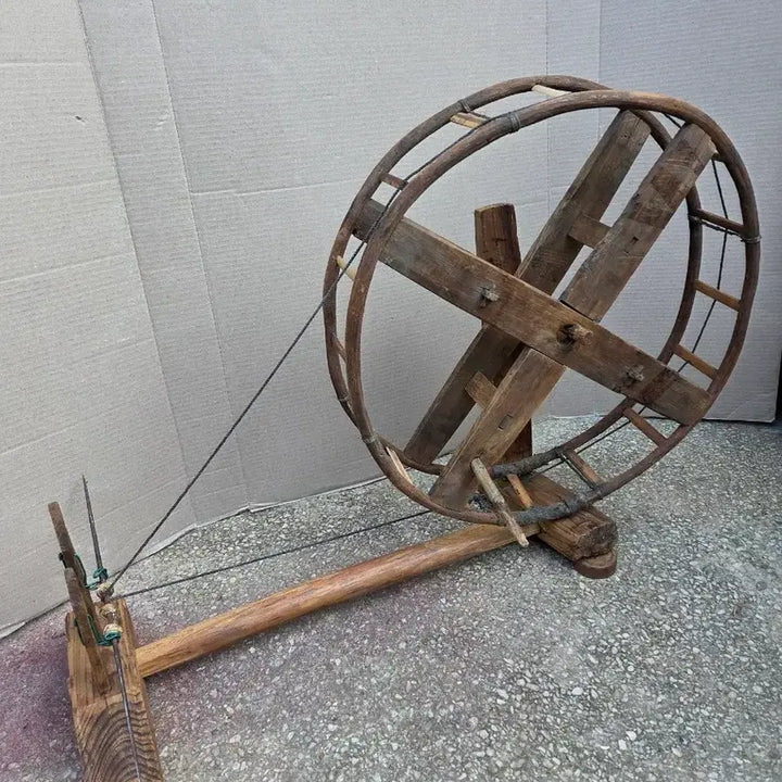 [BUNJANG] Antique Wooden Wheel Decorative Prop / 나무 물레 골동품 수공예 장식 소품