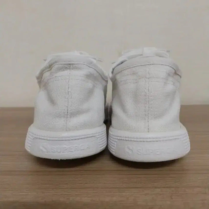 [BUNJANG] Superga 2750 Superlight Sneakers (White, 245) / 여성 수페르가 2750 수퍼라이트 운동화 (245)