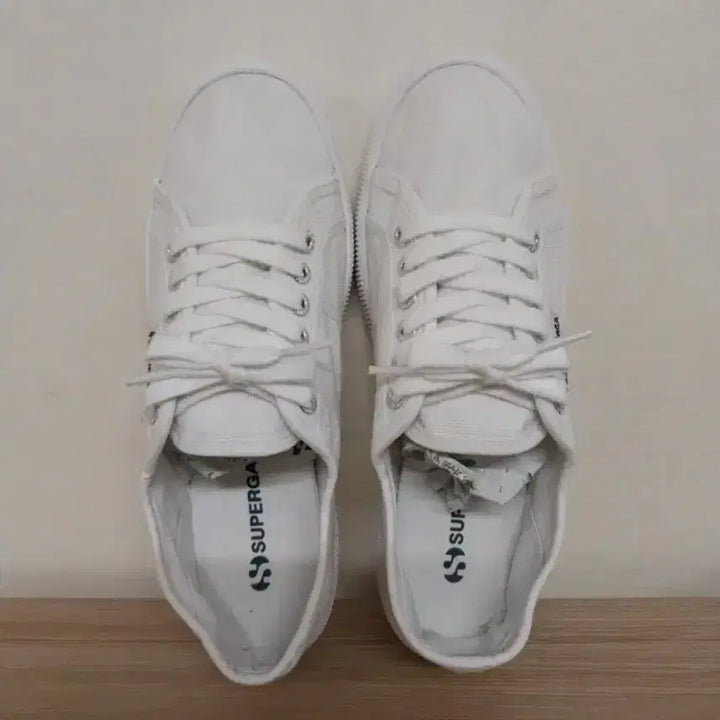 [BUNJANG] Superga 2750 Superlight Sneakers (White, 245) / 여성 수페르가 2750 수퍼라이트 운동화 (245)