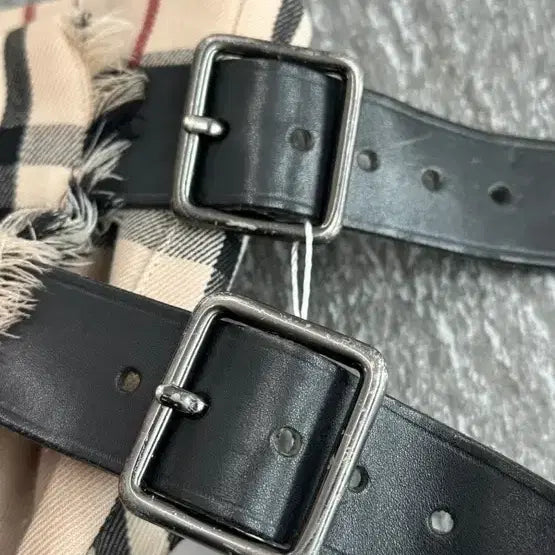 [BUNJANG] Burberry Check Mini Wrap Skirt / 버버리 체크 버클 미니 랩스커트