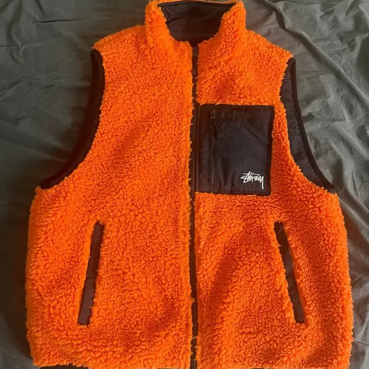 [BUNJANG] Stussy Sherpa Reversible Vest M Tangerine / [판매]스투스 쉐르파 리버시블 베스트 M사이즈