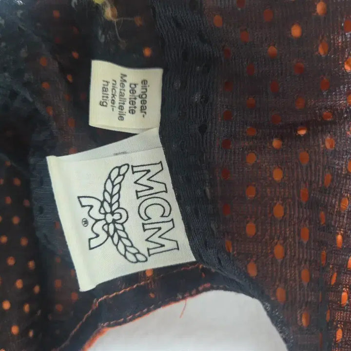[BUNJANG] MCM Orange Pattern Hooded Vest / MCM 오렌지 패턴 후드 조끼