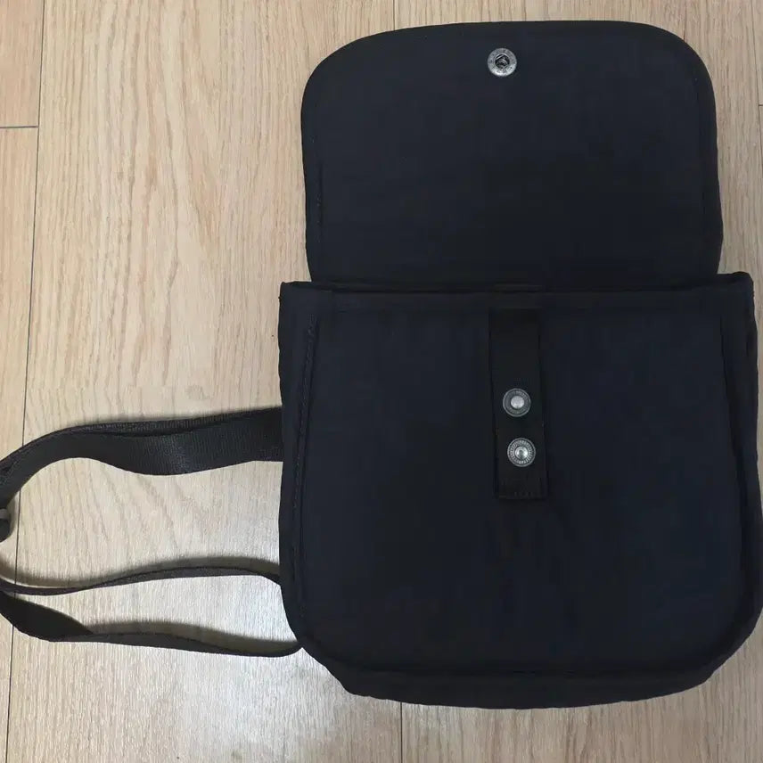 [BUNJANG] Margi Untitle Stroll Back Black / 마지언타이틀 스트롤백 블랙