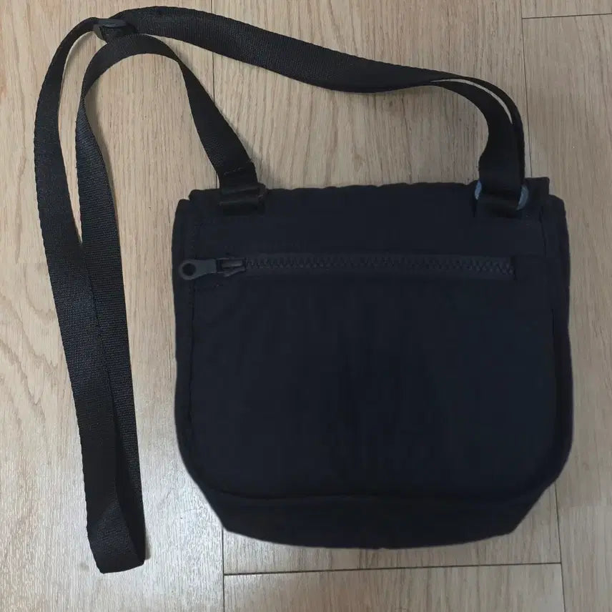 [BUNJANG] Margi Untitle Stroll Back Black / 마지언타이틀 스트롤백 블랙