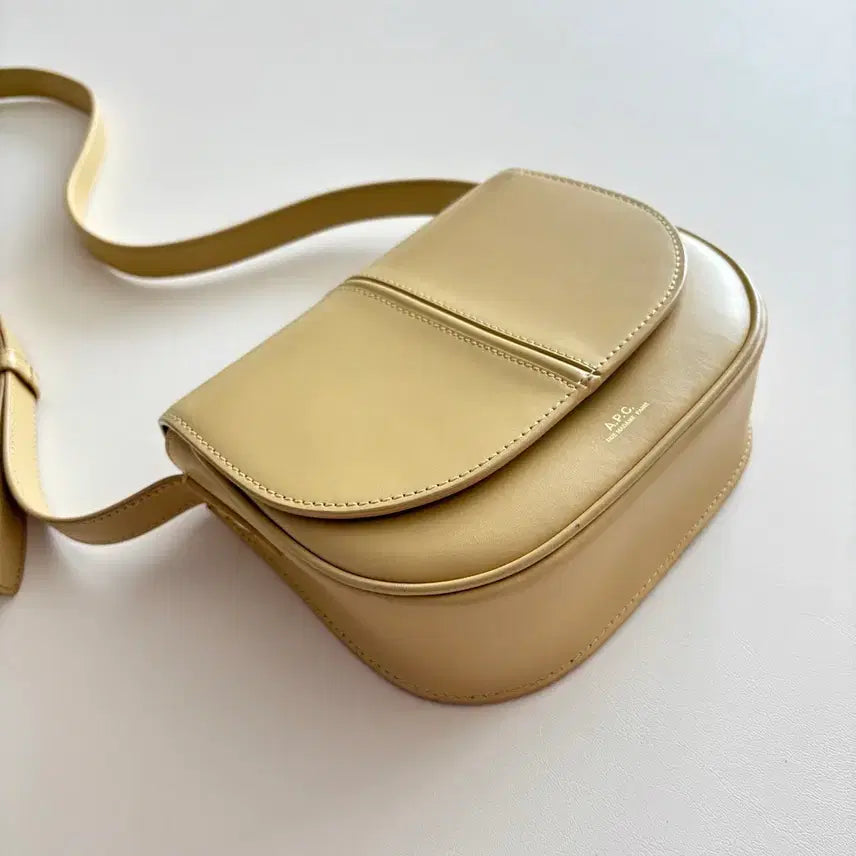 [BUNJANG] A.P.C. Betty Bag / A.P.C. 아페쎄 베티백 레몬