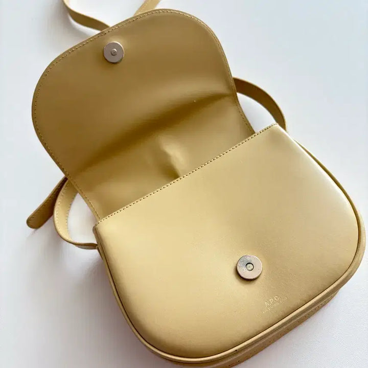 [BUNJANG] A.P.C. Betty Bag / A.P.C. 아페쎄 베티백 레몬