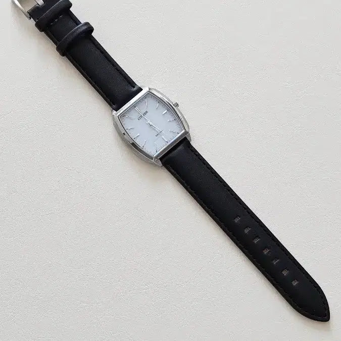 [BUNJANG] Citizen Eco-Drive Square Leather Watch / 빈티지 시티즌 에코드라이브 사각 가죽 시계