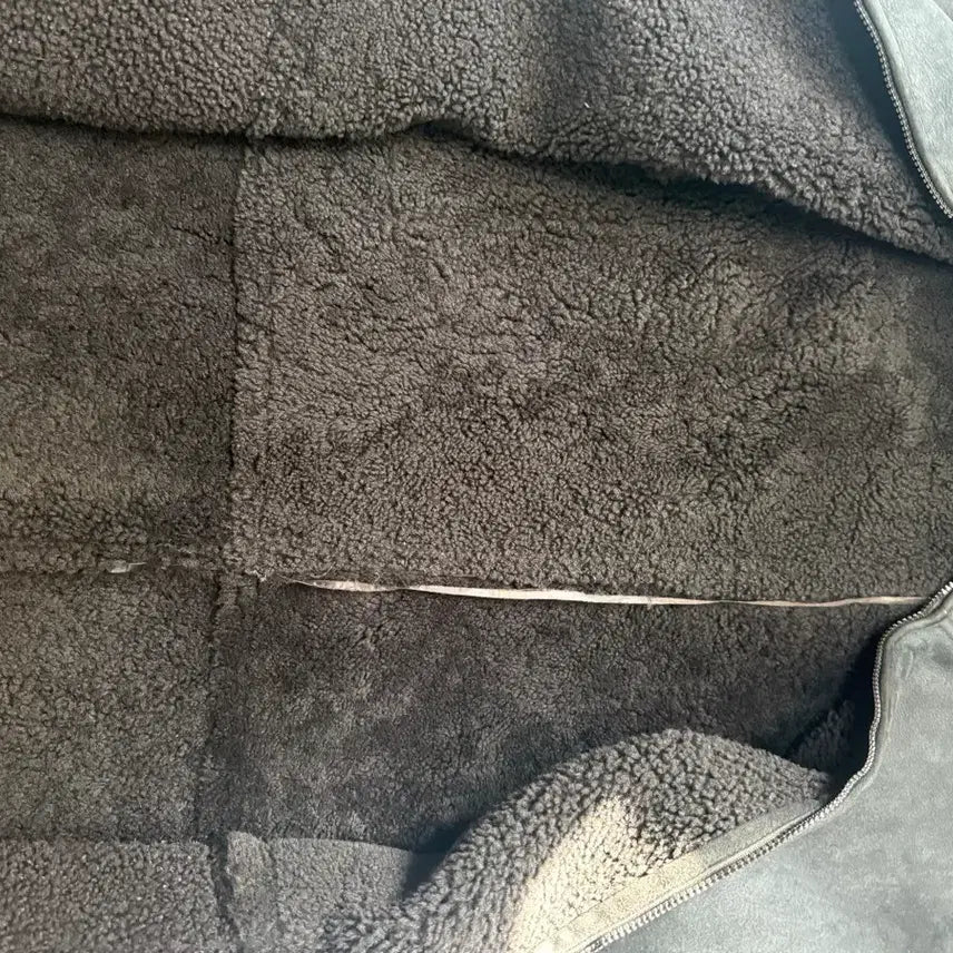 [BUNJANG] Yeezy Season 5 Shearling Hooded Mustang / [m] 이지 시즌 5 블랙 시어링 후드 무스탕 코트 쉬어링 yeezy