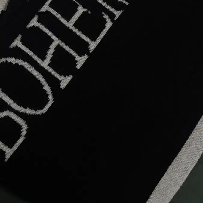 [BUNJANG] BOHEMIAN SEOUL Jacquard Muffler / 보헤미안서울 자카드 머플러 보헴서 목도리