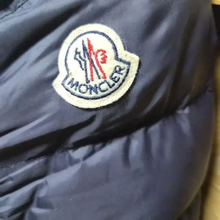 [BUNJANG] Moncler Authentic / 몽클레어 도리스트 (정품)