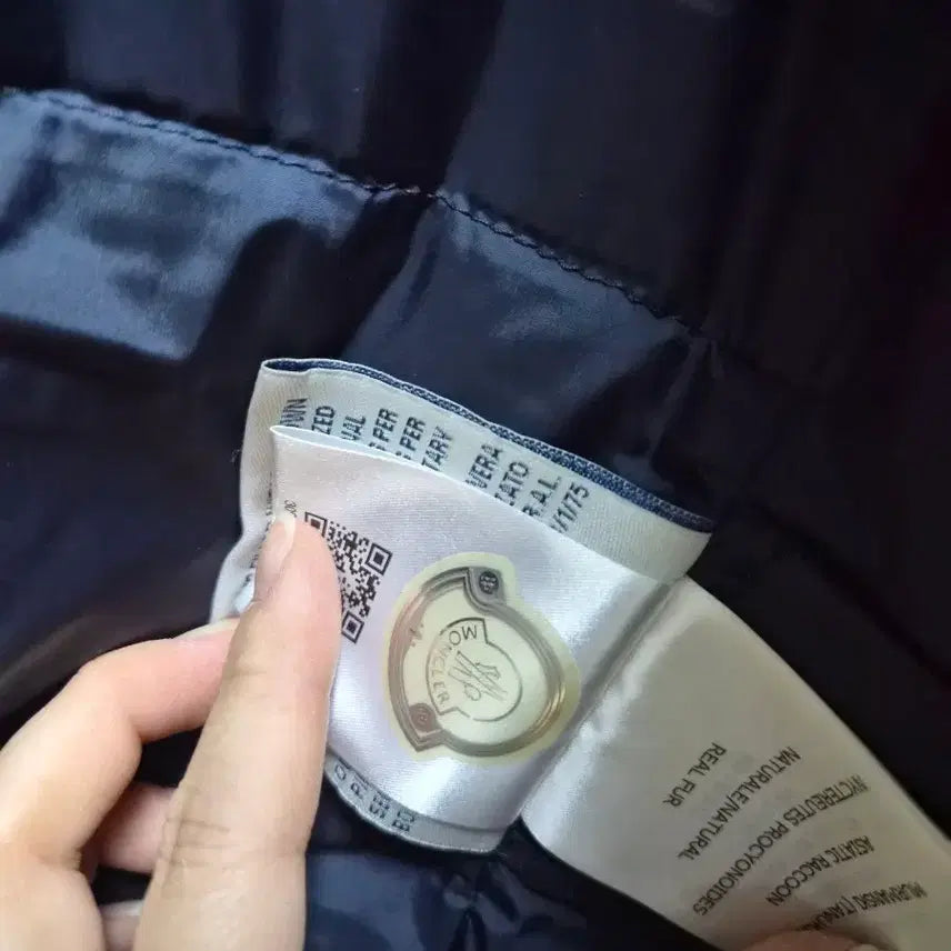 [BUNJANG] Moncler Authentic / 몽클레어 도리스트 (정품)