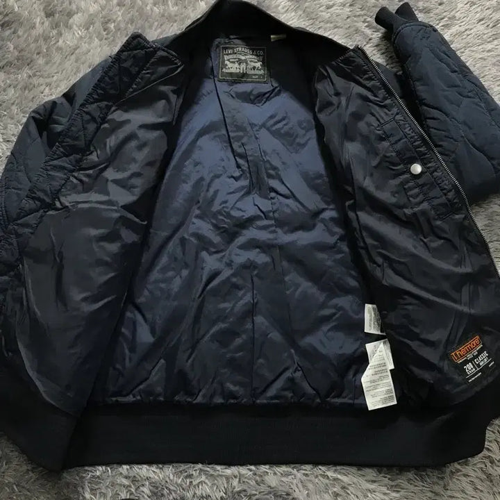 [BUNJANG] LEVI'S Quilted Lightweight Jacket / [S, A급]# 리바이스(LEVI'S) 물결 퀼팅 경량 자켓