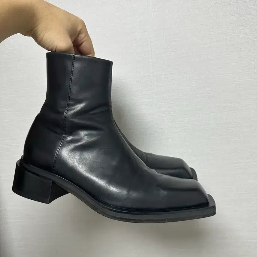[BUNJANG] Lost Garden Square Toe Boots 255mm / 로스트가든 스퀘어토 부츠 255mm