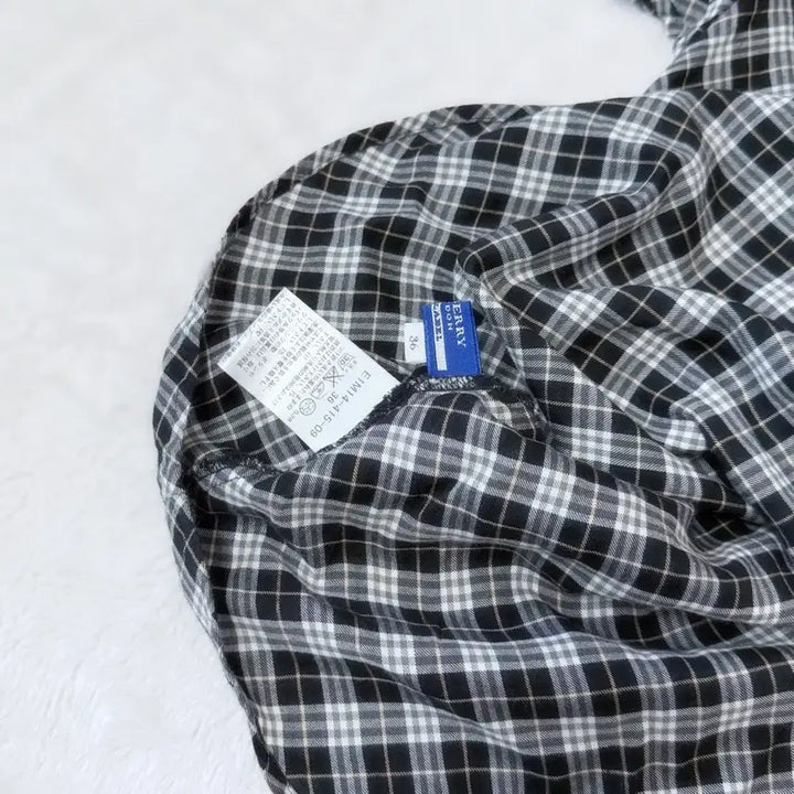 [BUNJANG] Burberry Blue Label Blouse / Burberry 버버리 블루라벨 대장템 로걀탑 삼대장 갸루 블라우스