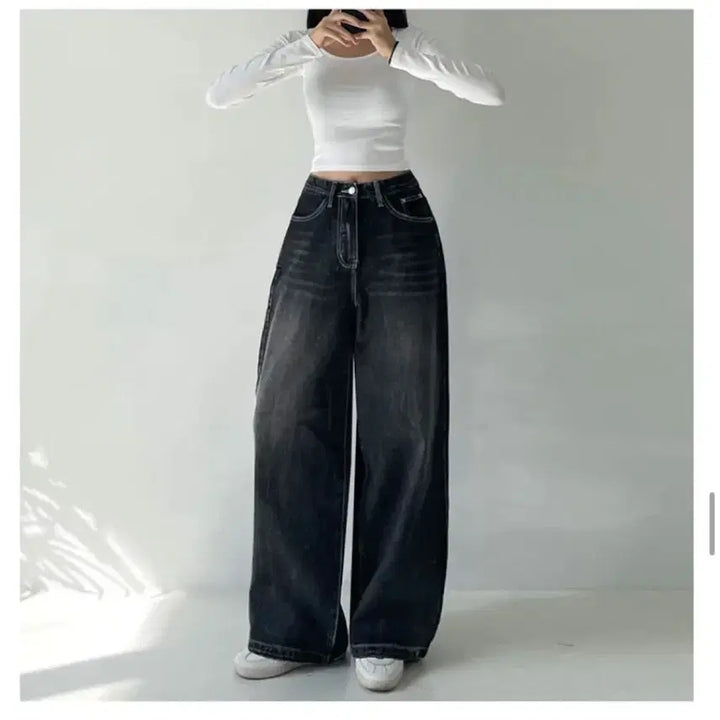 [BUNJANG] Wide Hem Snap Button Black Denim / 캣워싱 와이드 밑단 스냅버튼 흑청 데님