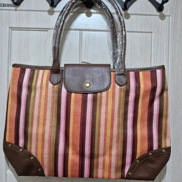 [BUNJANG] Color Stripe Tote Bag / 정말 예뻐요! 컬러 스트라이프 토트백 가죽 브라운 핸들 새상품