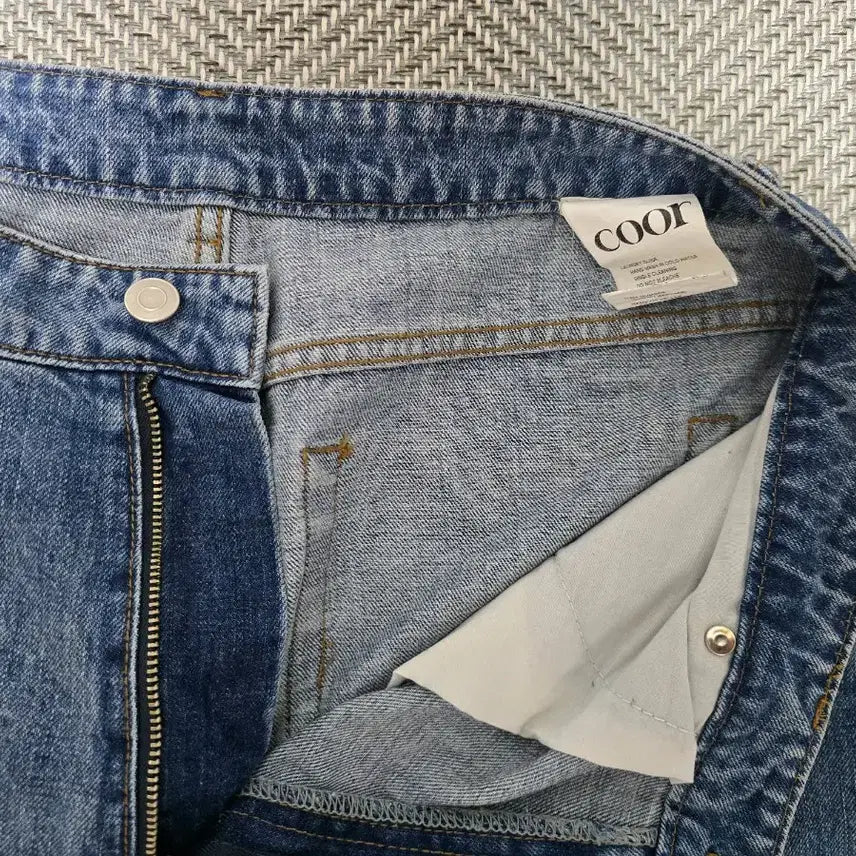 [BUNJANG] Cutoff Split Denim Pants Mid Blue / 쿠어 컷오프 스플릿 데님 팬츠 미드블루