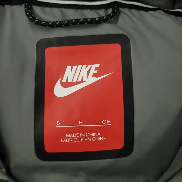 [BUNJANG] Nike Futura Logo Duck Down Padded Jacket / 나이키 그레이 블랙 퓨추라로고 립스탑 하이넥 덕다운 오리털 후드 패딩 점