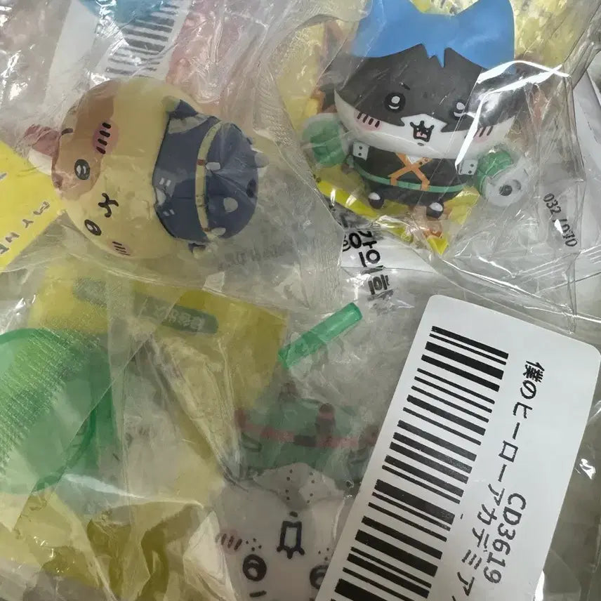[BUNJANG] My Hero Academia x Chiikawa Collaboration Gacha Figure Set / 나의 히어로 아카데미아 치이카와 콜라보 가챠 세트
