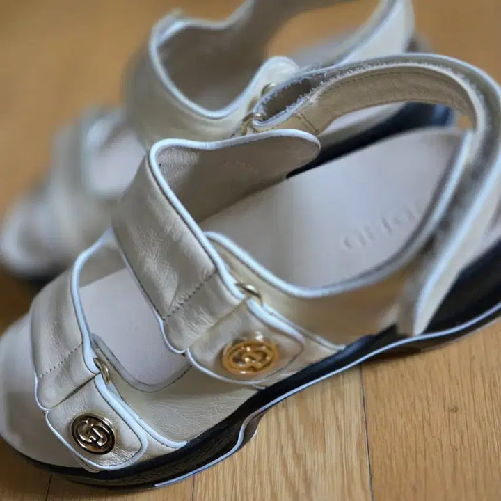 [BUNJANG] Geiger Ivory Women's Sandals (Size 240) / [정품] Geiger 아이보리 여성샌들 240