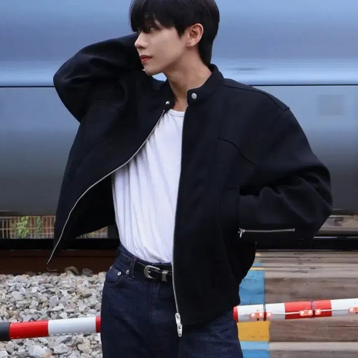 [BUNJANG] KIMUEROO WOOL Blouson / 키뮤어 울 (WOOL) 숏카라 블루종 블랙