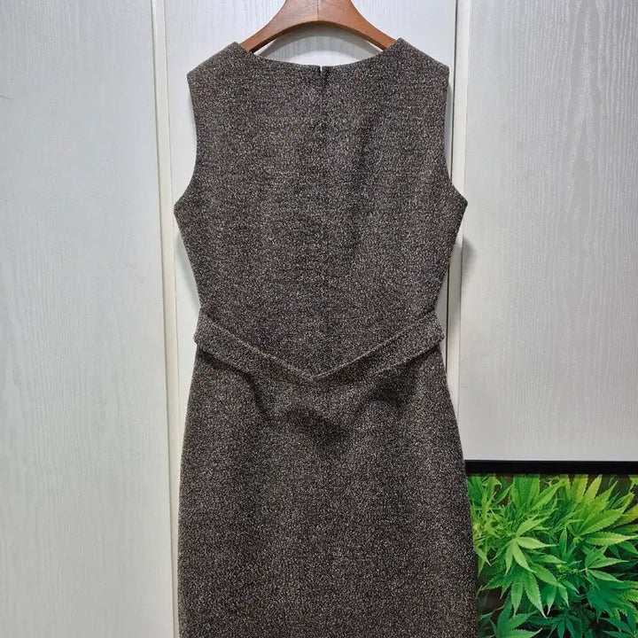 [BUNJANG] Sleeveless Dress / 브라운 톤 슬리브리스 원피스