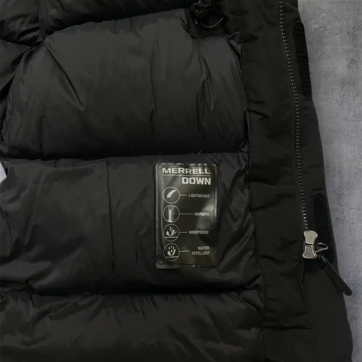 [BUNJANG] Merrell Hooded Heavy Down Padded Jacket 110 / 머렐 Merrell 블랙 덕다운 라쿤퍼 후드 헤비 패딩 점퍼 110