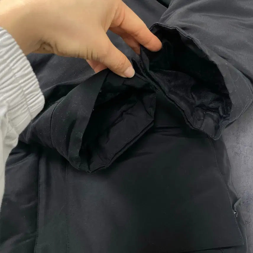 [BUNJANG] Merrell Hooded Heavy Down Padded Jacket 110 / 머렐 Merrell 블랙 덕다운 라쿤퍼 후드 헤비 패딩 점퍼 110