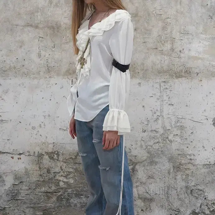 [BUNJANG] Daydreamer Frill Blouse / 프릴 블라우스 데어드