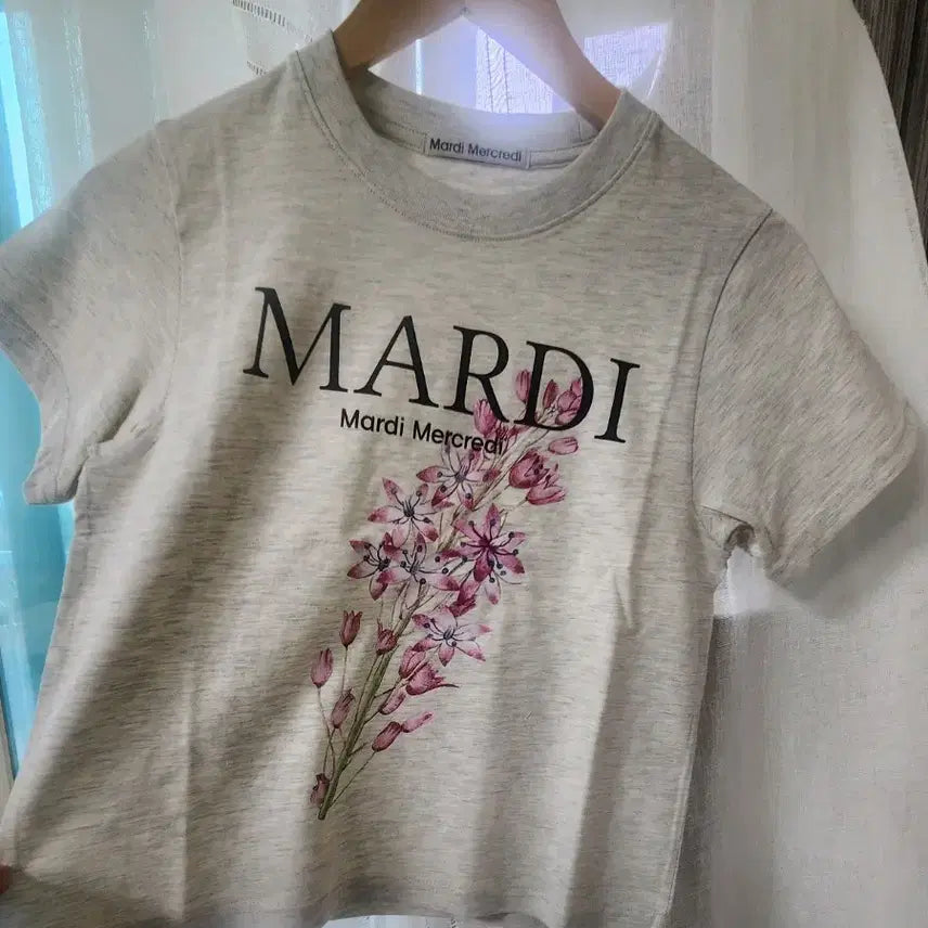 [SOLD OUT] 마르디 메르디 플라워 반팔 티셔츠 회색